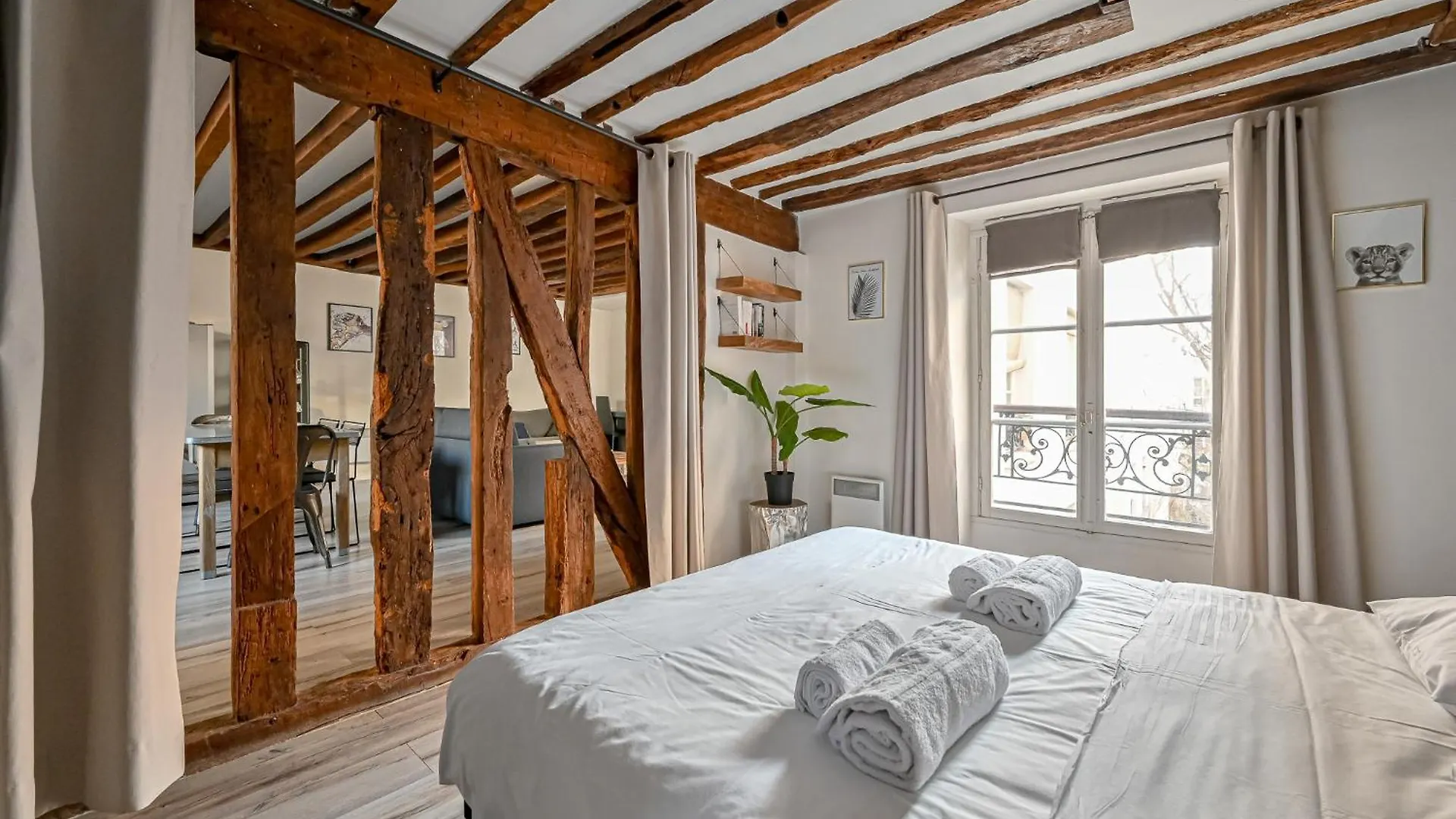 Grand 2 Pieces Typique Du Marais Apartment Paris 0*,  France